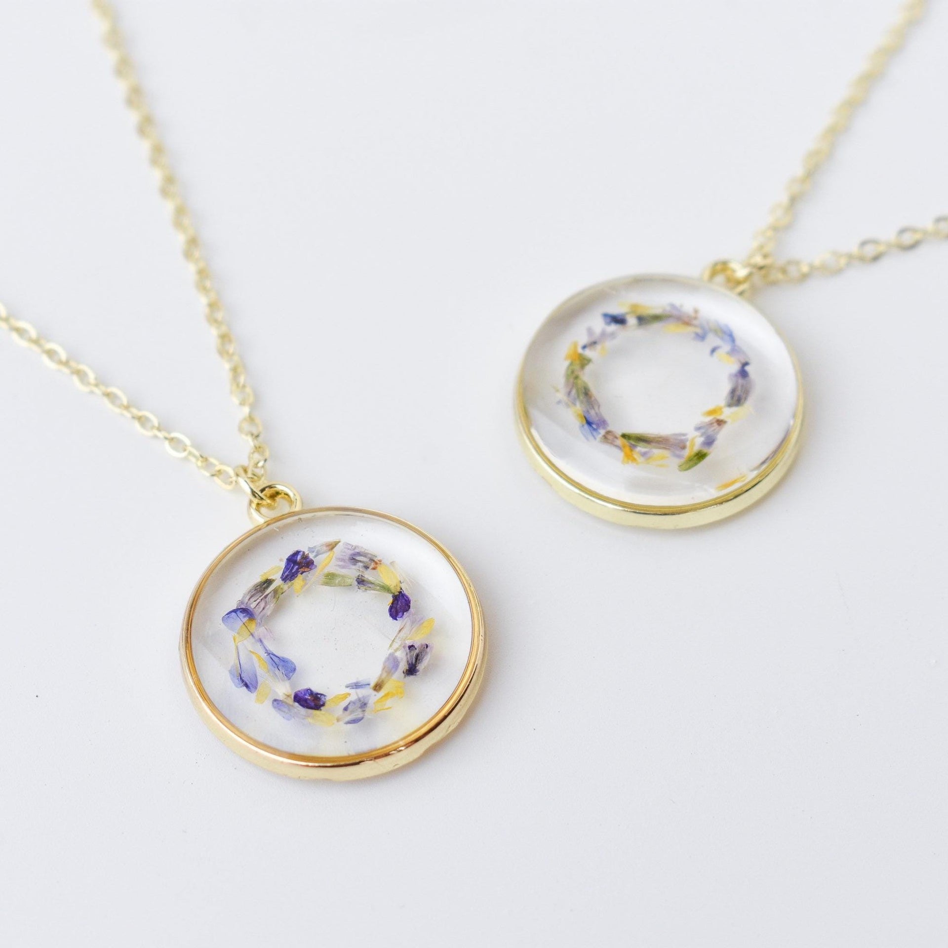 Pressed Flower Resin Medium Gold Necklace: Personalized Memorial Keepsake