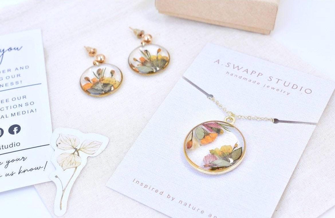 Funeral Flower Custom (made to order) Necklace | Handmade Resin Memorial Jewelry with Real Pressed Flowers