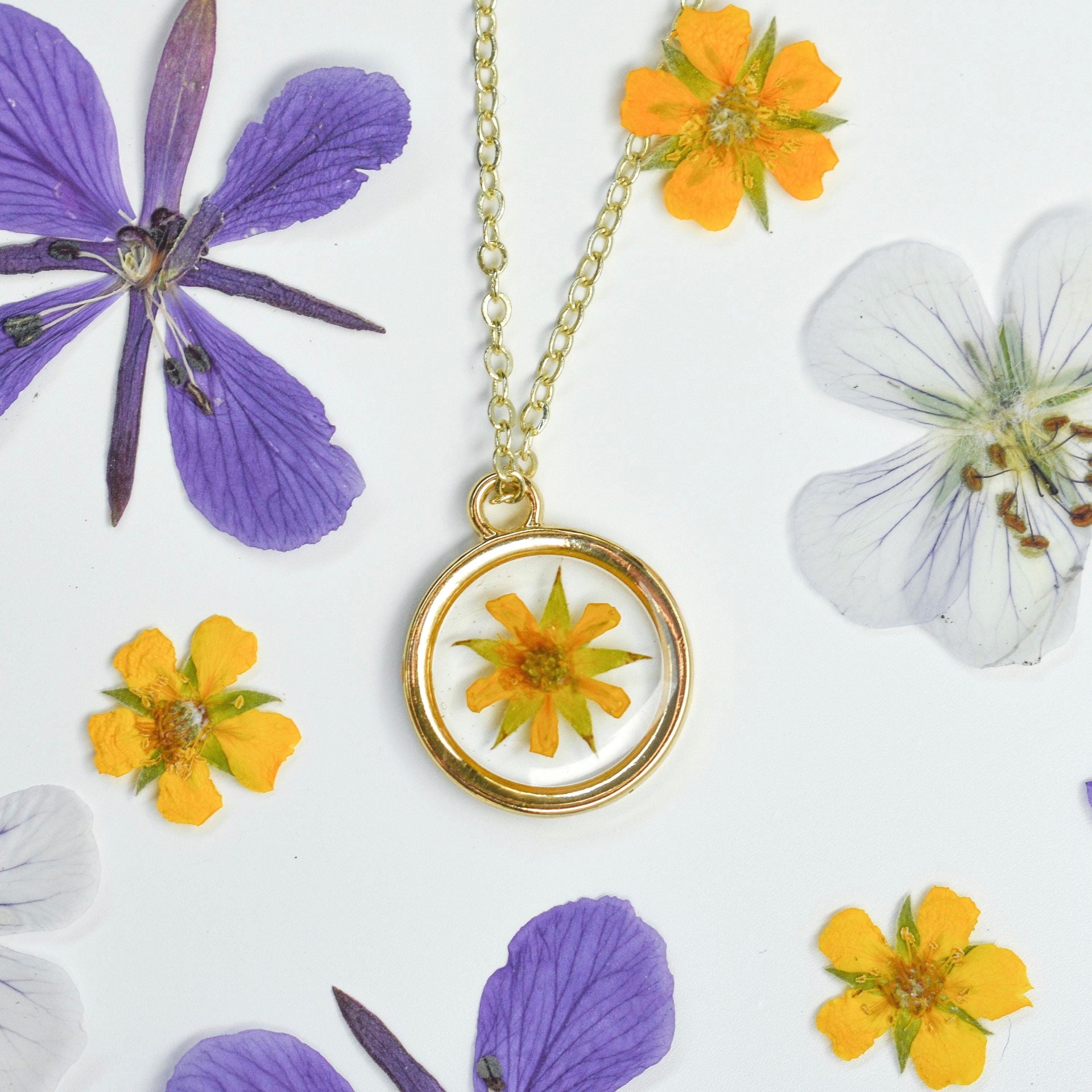 Custom Flower Necklace – Resin Jewelry with Wedding or Memorial Flowers – Handmade Keepsake Pendant Gift