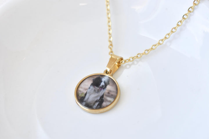 Custom Dog Photo Necklace – Personalized Gift Pet Portrait Jewelry – Keepsake for Dog Lovers