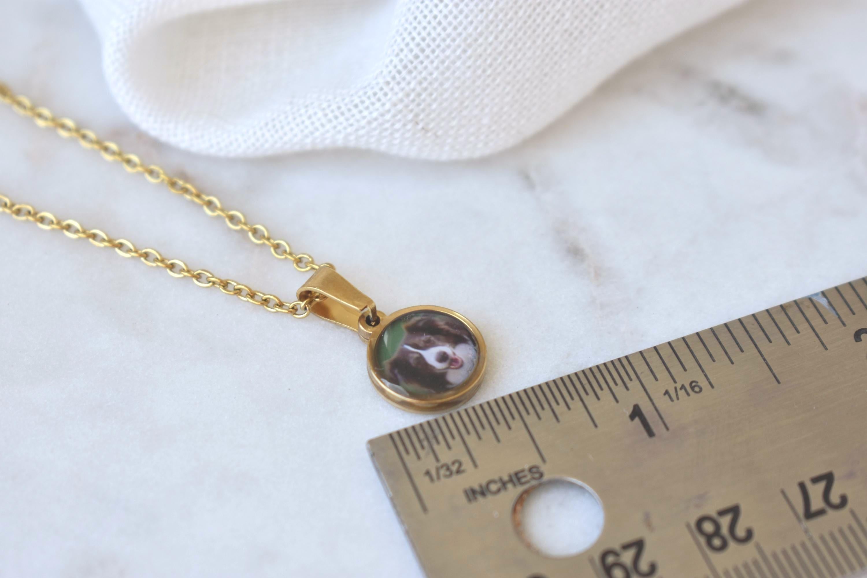 Custom Australian Shepherd Dog Photo Necklace – Personalized Pet Portrait Jewelry – Memorial Keepsake Gift for Dog Lovers