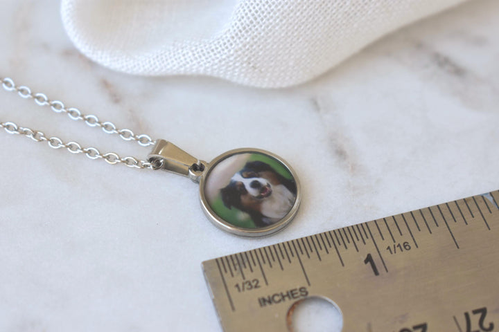 Custom Australian Shepherd Dog Photo Necklace – Personalized Pet Portrait Jewelry – Memorial Keepsake Gift for Dog Lovers