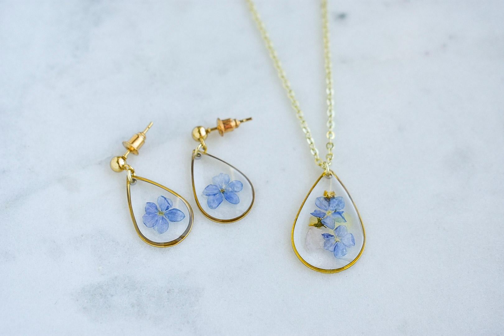 Custom Wedding Jewelry Set, Handmade Resin Necklace and Earrings with Pressed Flower Bridal Bouquet