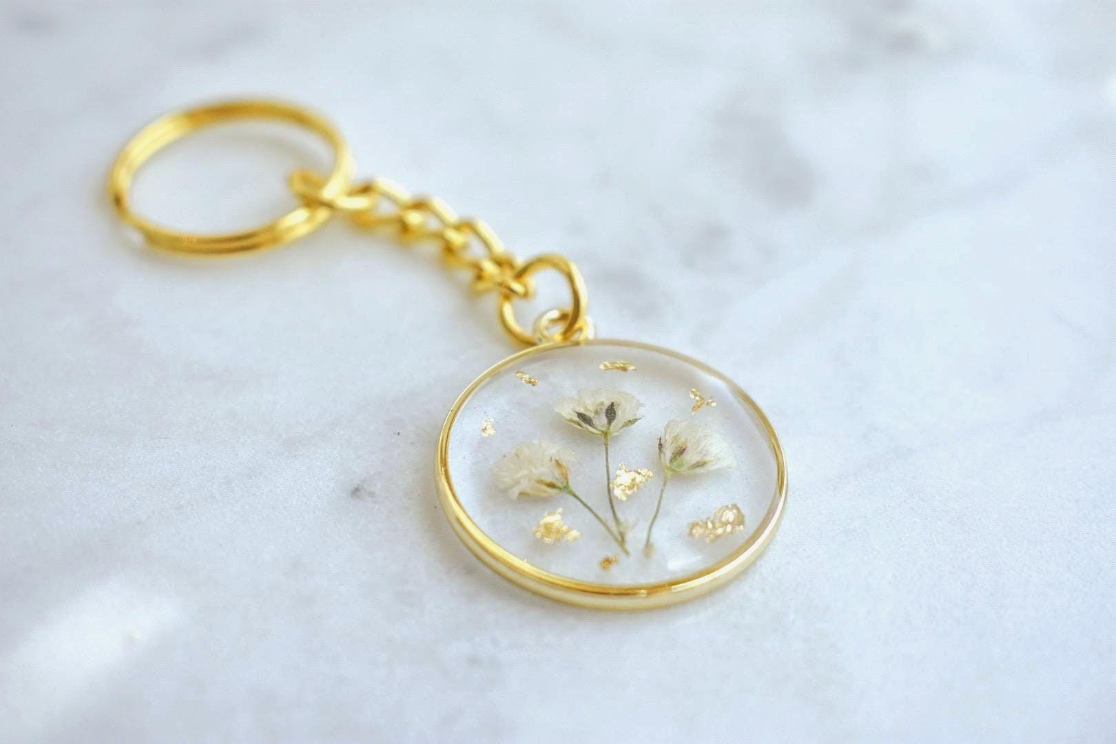 Custom Funeral Flower Resin Keychain: Memorial Keepsake Jewelry
