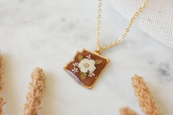 Arizona Sedona Sands Flower Necklace: Handmade Resin Jewelry, State Gift