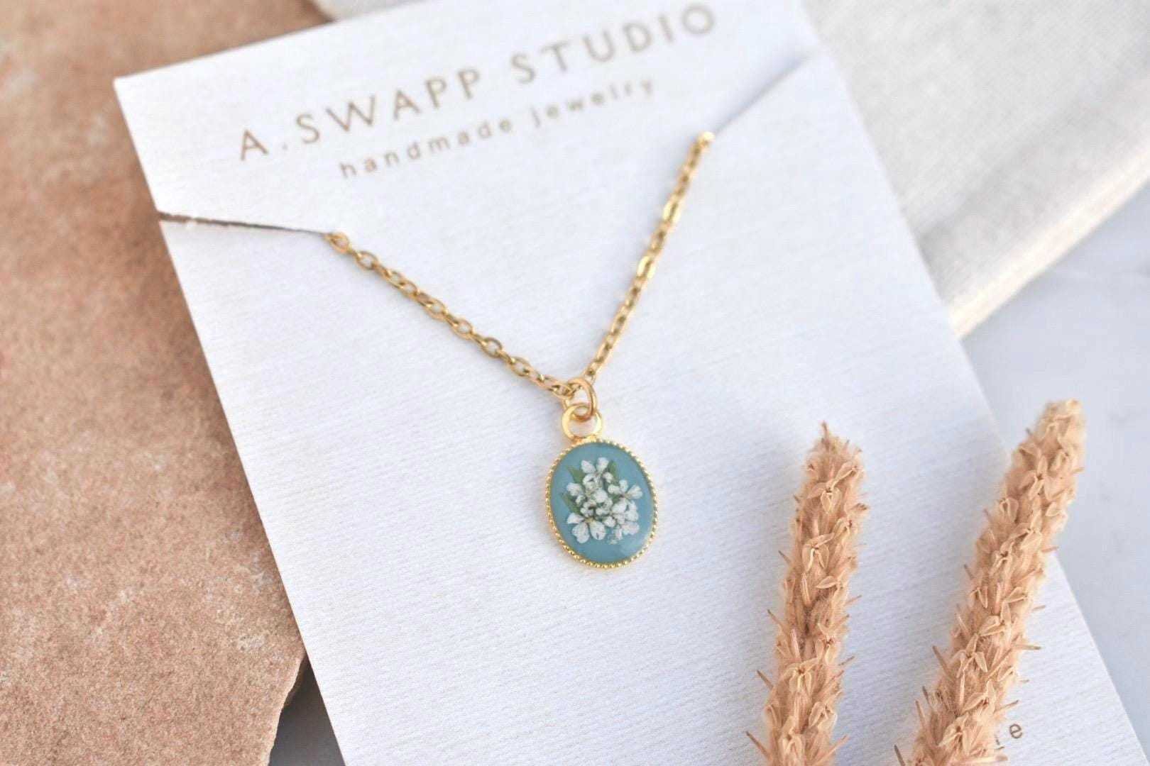 Dainty Pressed Flower Necklace | Colorful Handmade Nature Resin Jewelry | Queen Anne’s Lace | Symbol of love, goodluck, safety, etc.