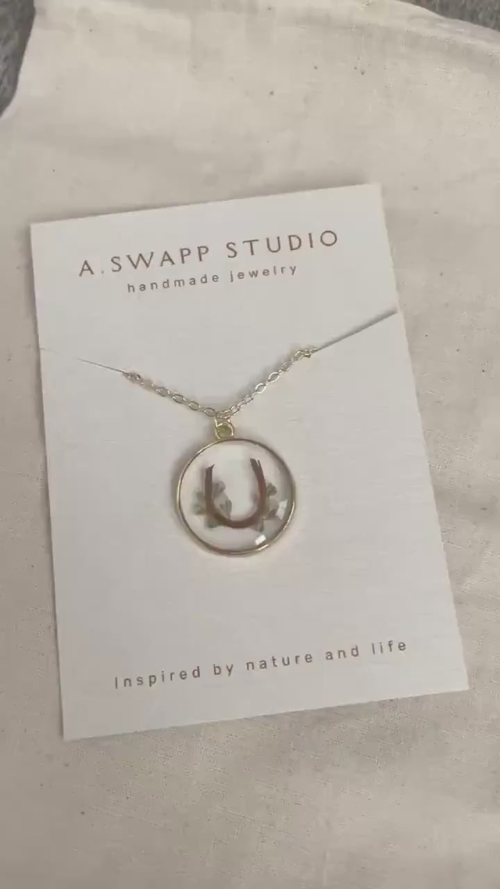 Handcrafted Memorial Horse Hair Necklace with Careful Artistry